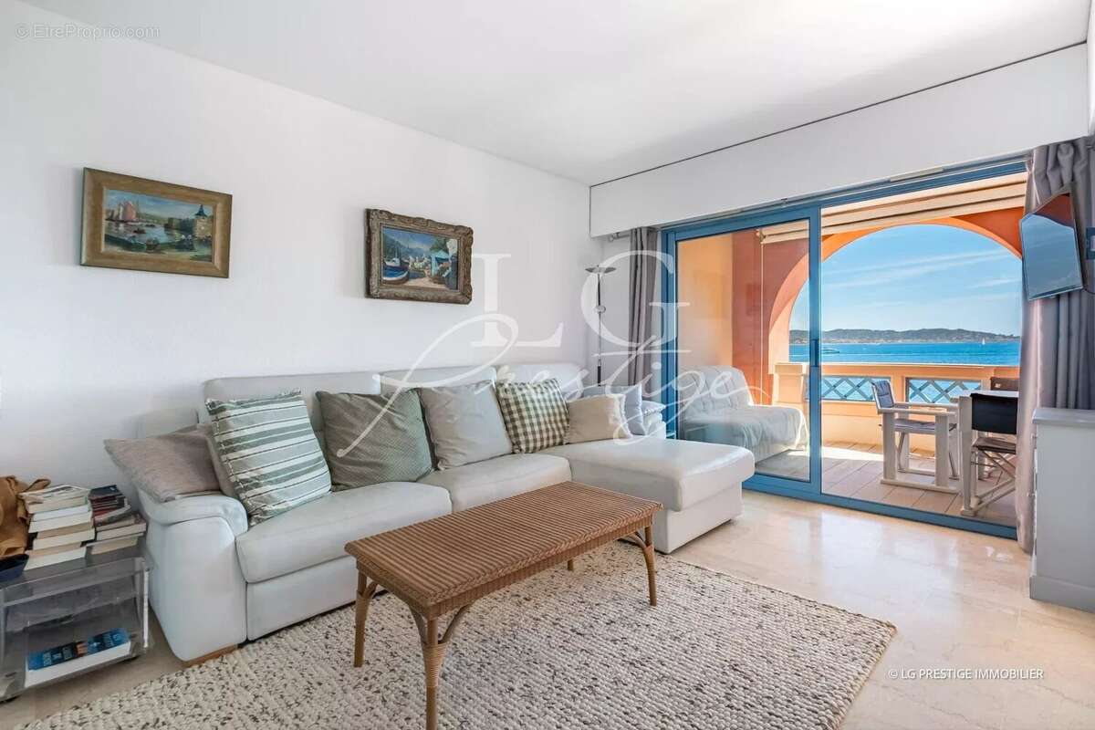 Appartement à THEOULE-SUR-MER