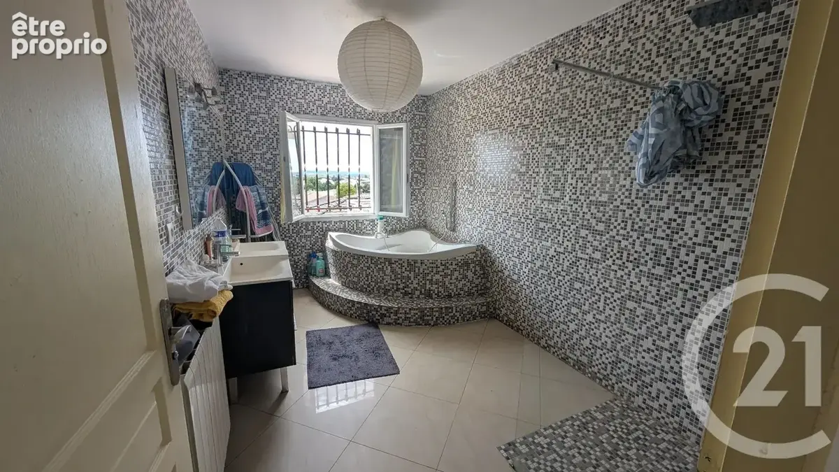 Maison 10 pièces 254 m² à vendre à Bon-Encontre (47240) - photo 6