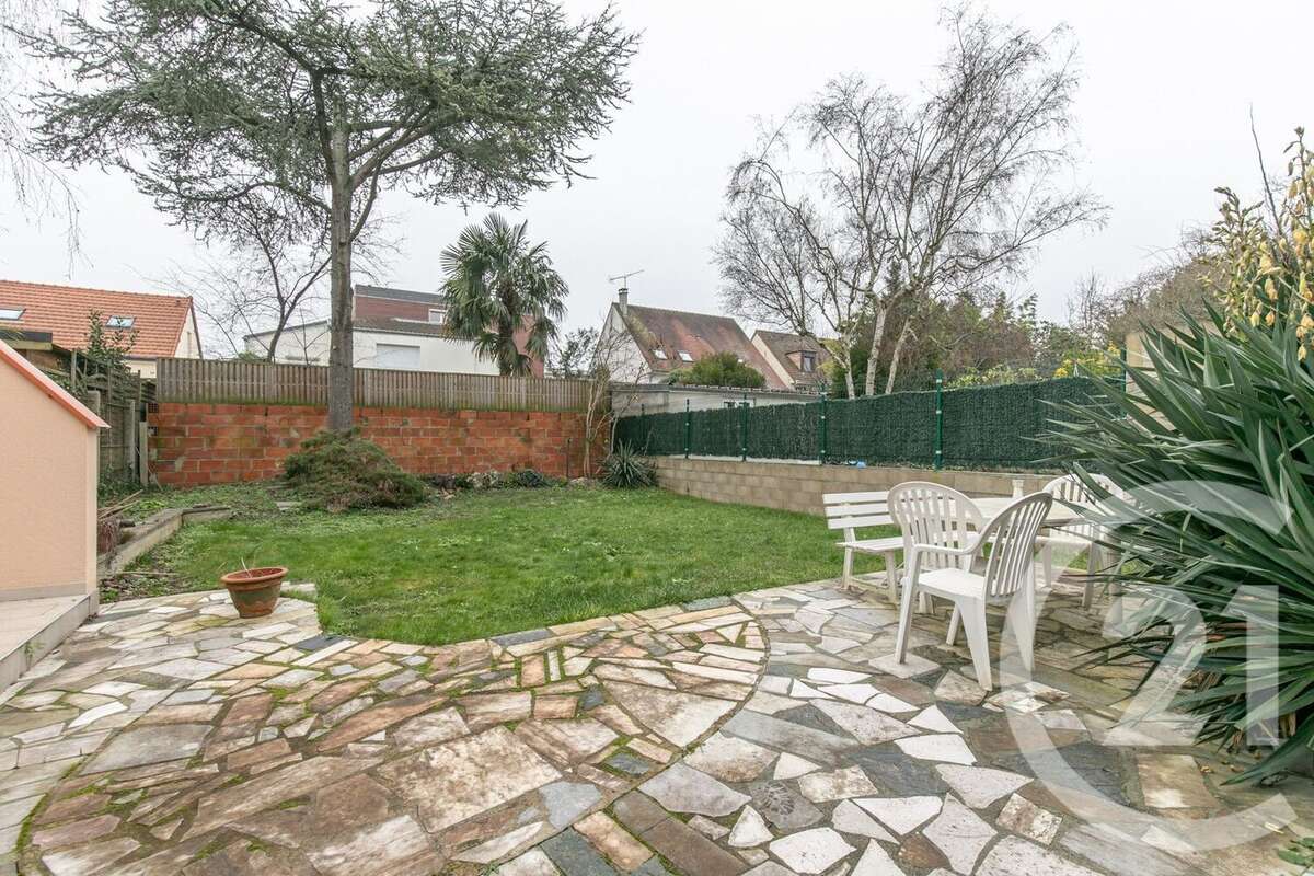 Maison à SAINT-MAUR-DES-FOSSES