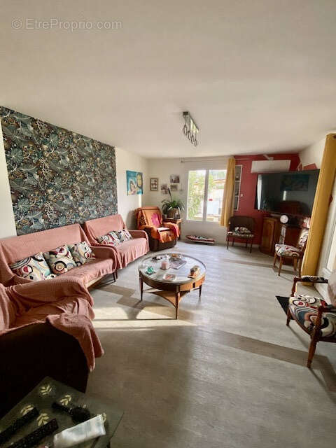 Maison 8 pièces ( 242 m2)  avec jardin à Auch - photo 3