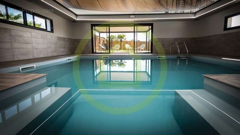 Maison à SAINTE-FOY