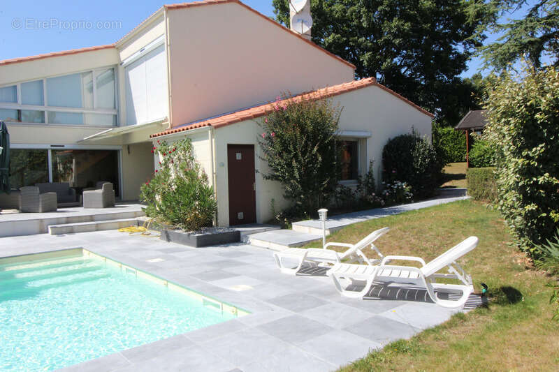 Maison à LA ROCHE-SUR-YON