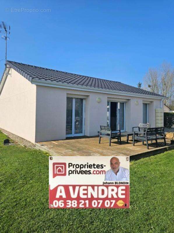 Maison à YERVILLE