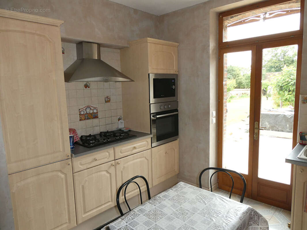 Maison à SAINT-ELIPH