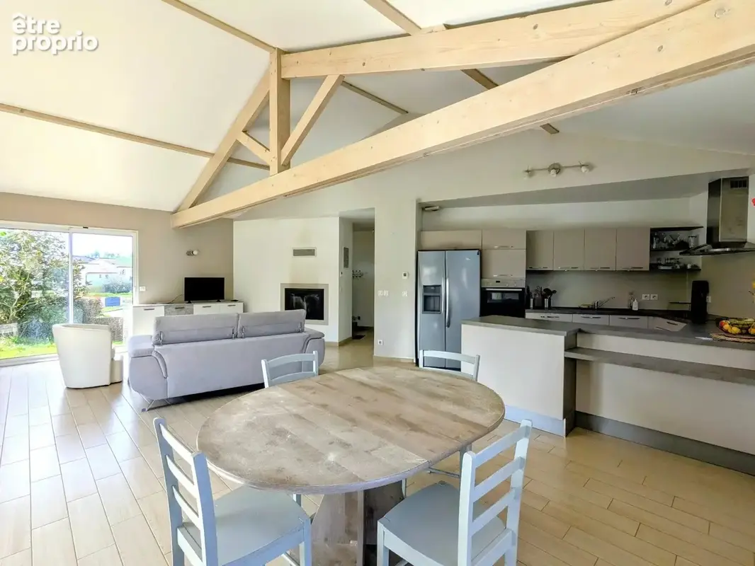 Maison 175 m² à Hurigny  - photo 9