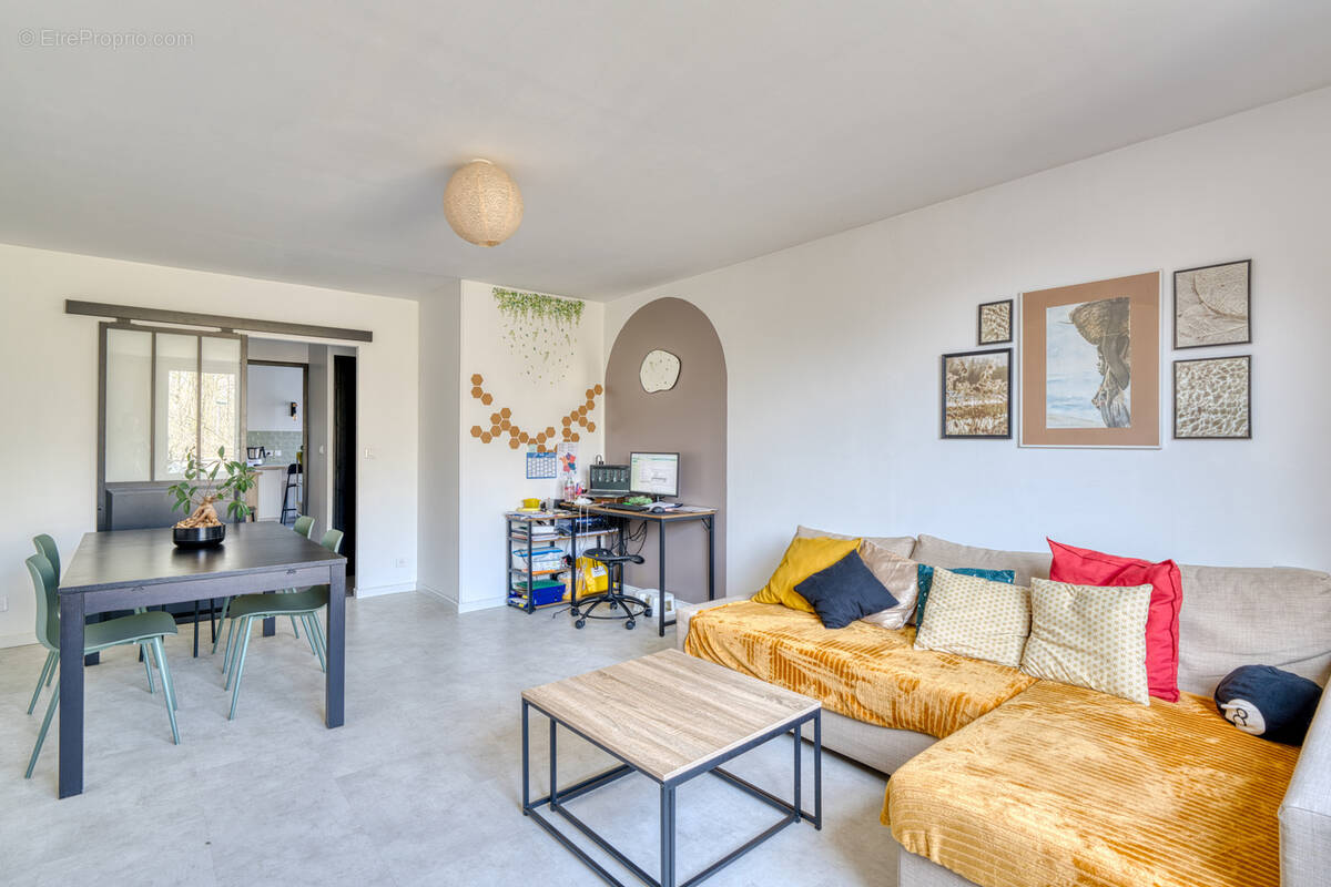 Appartement à VILLEFONTAINE