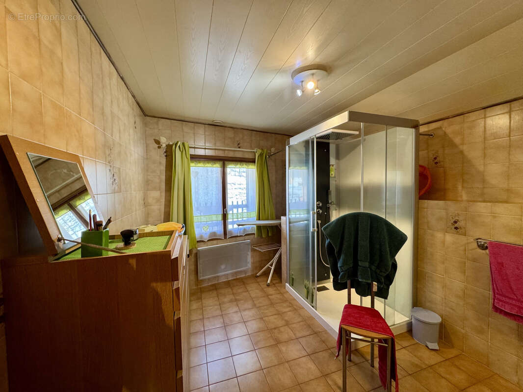 Maison à SAINT-MARTIN-DE-BELLEVILLE