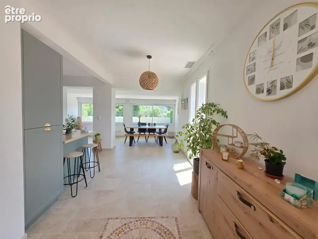 Maison 135 m² à Chateau-Arnoux-Saint-Auban  - photo 9