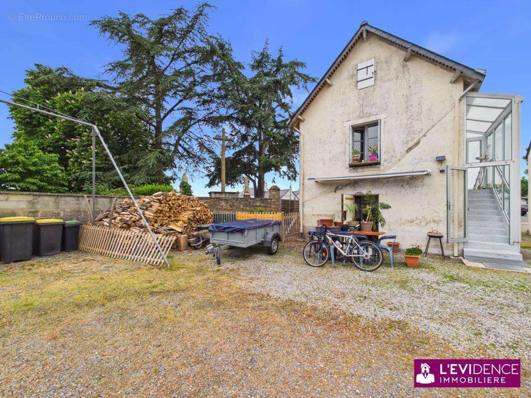 Photo 3 - Maison à CORDEMAIS