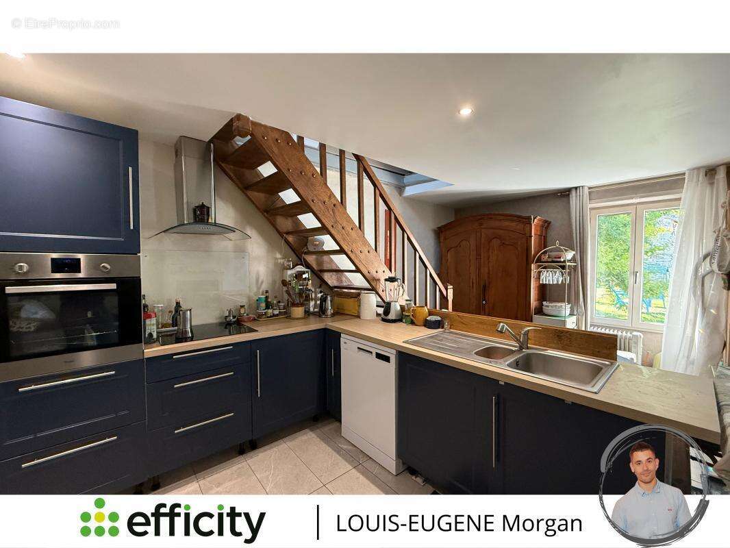 Maison à SAINT-JEAN-DE-SAUVES