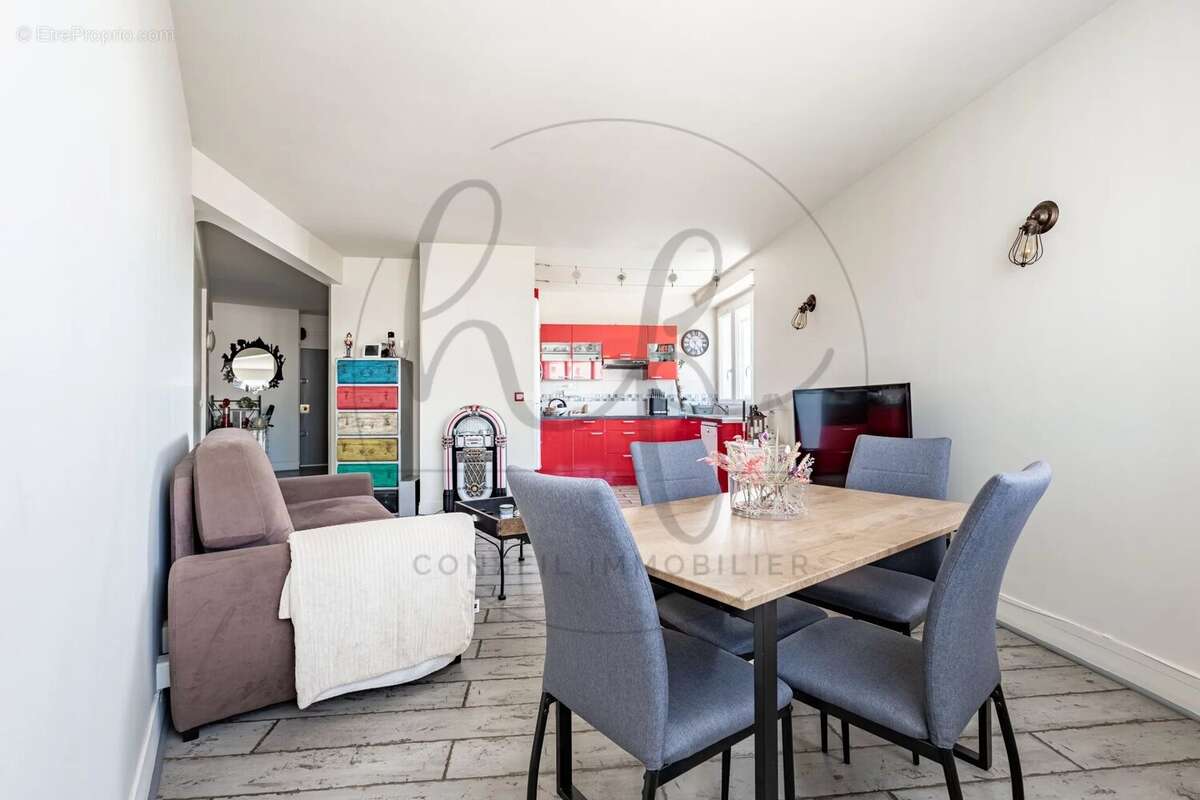 Appartement à COLOMBES