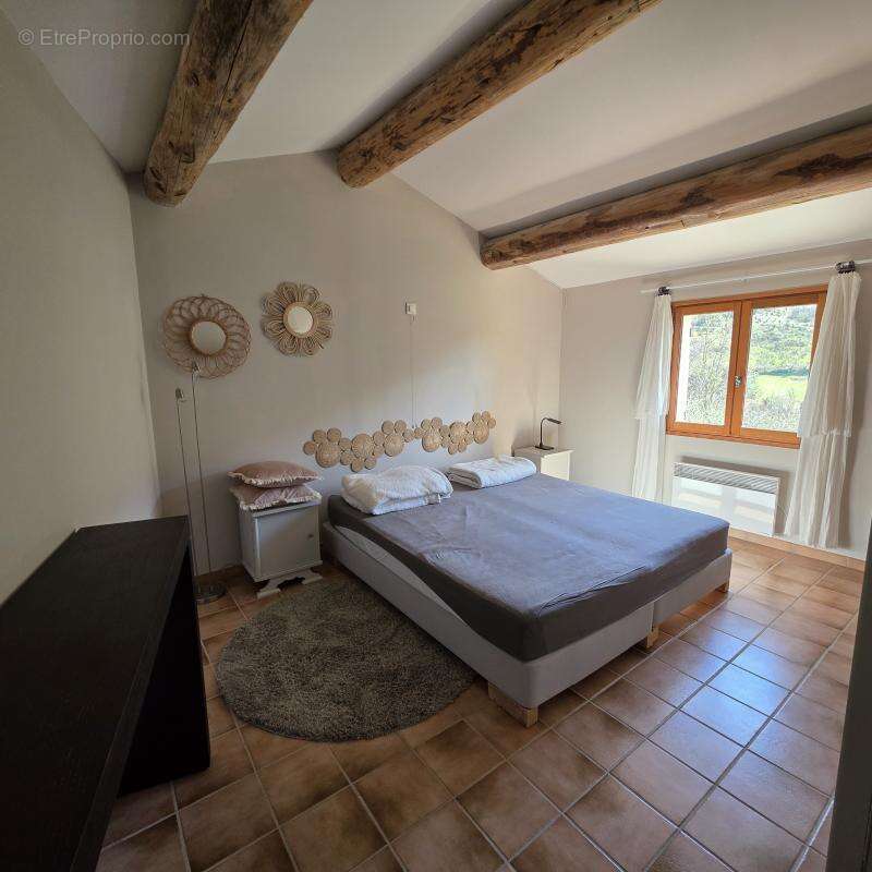 Maison à BUIS-LES-BARONNIES