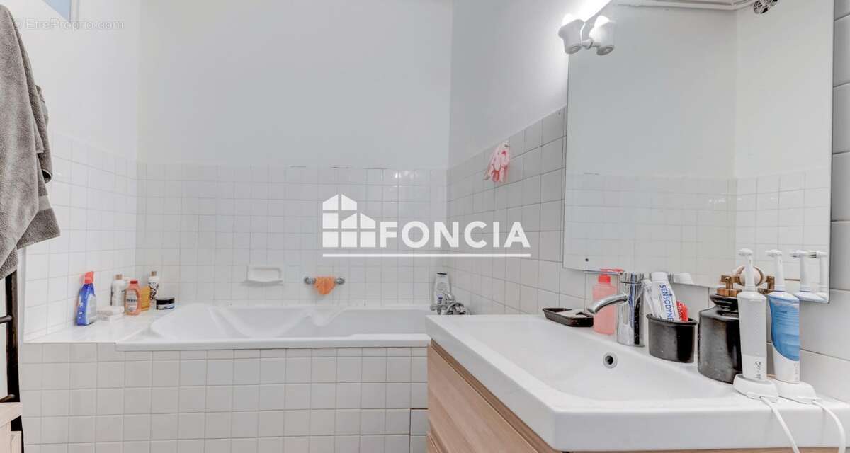 Appartement à LYON-7E