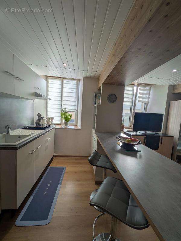 Maison à PERRIERS-EN-BEAUFICEL