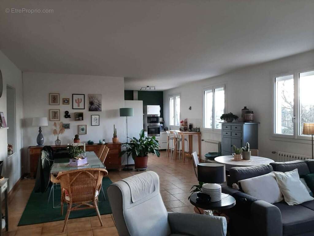 A vendre en exclusivite restaurant et reserve fonciere const - photo 10