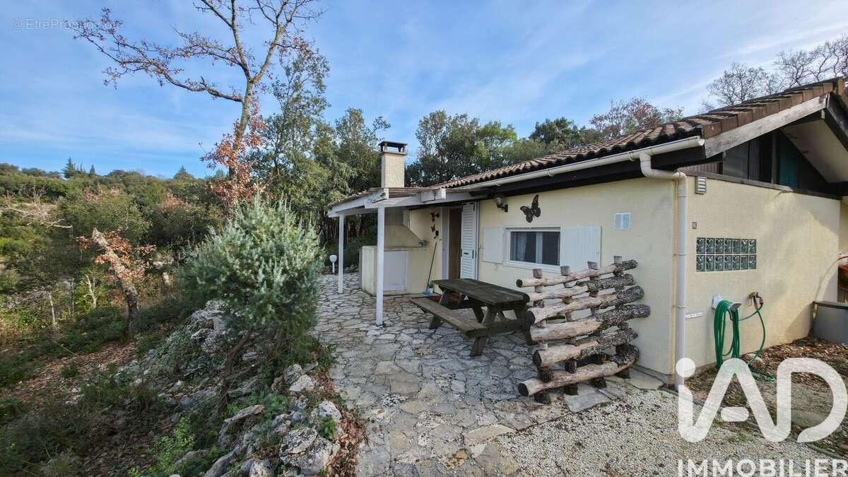 Photo 3 - Maison à MEJANNES-LE-CLAP