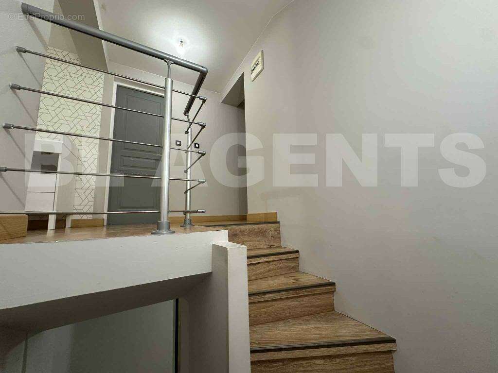 Messenger_creation_0365AC82-2D05-428E-B4C9-71F3B0281E5B - Maison à LA HORGNE