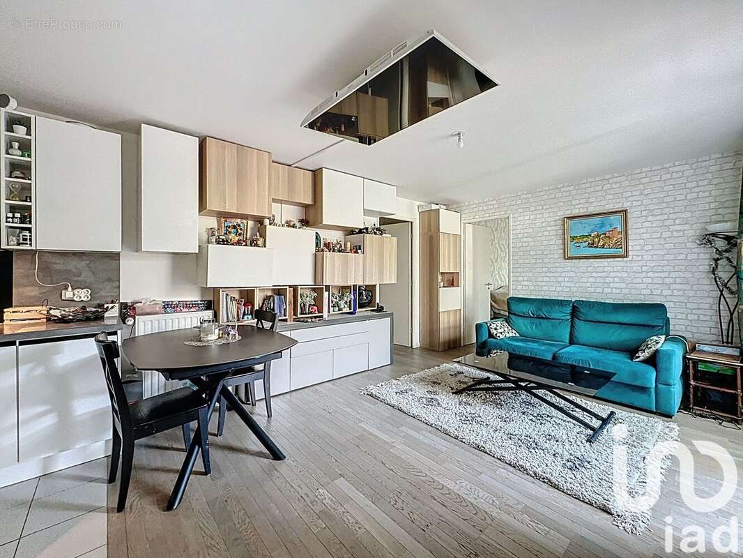 Photo 4 - Appartement à ASNIERES-SUR-SEINE