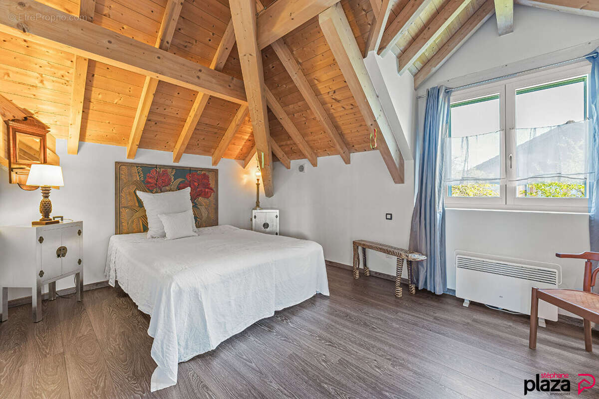 Maison à PREVESSIN-MOENS