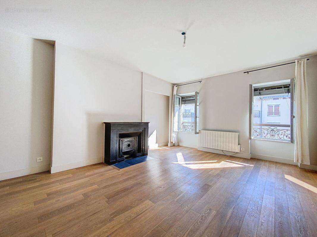 Appartement à LYON-6E