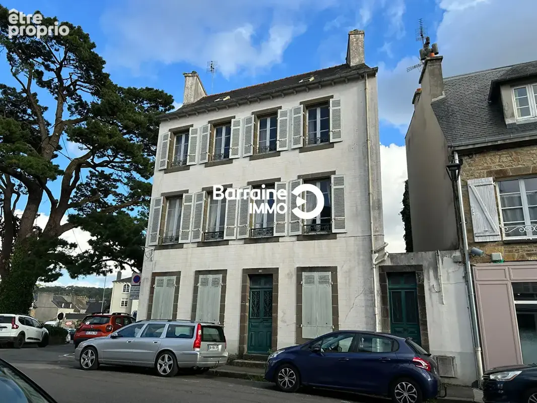 Maison spacieuse à rénover à Landerneau - 7 chambres, hyper centre - photo 2