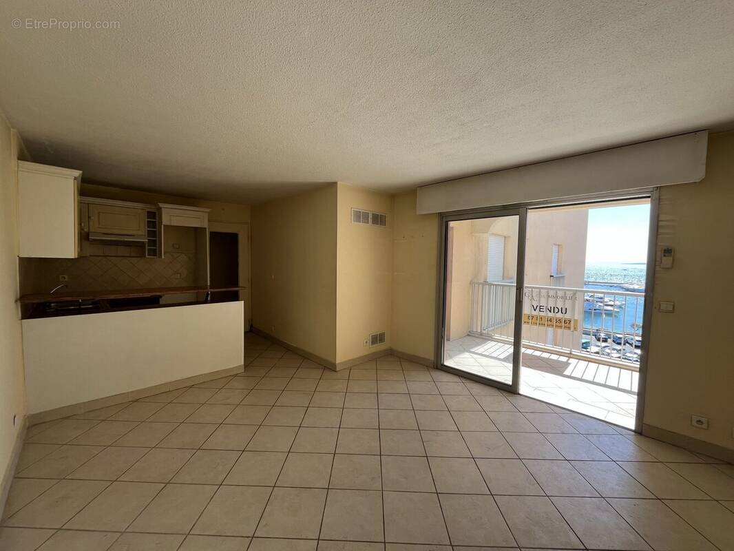 Appartement à FREJUS
