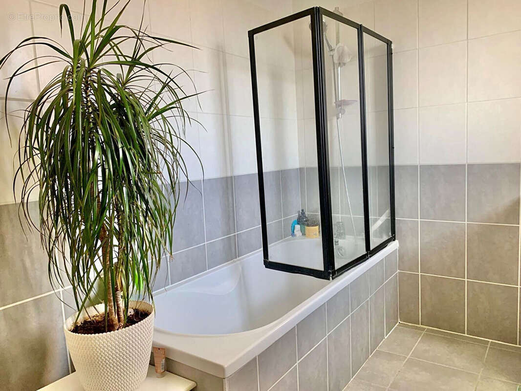 Maison à BOURGOIN-JALLIEU