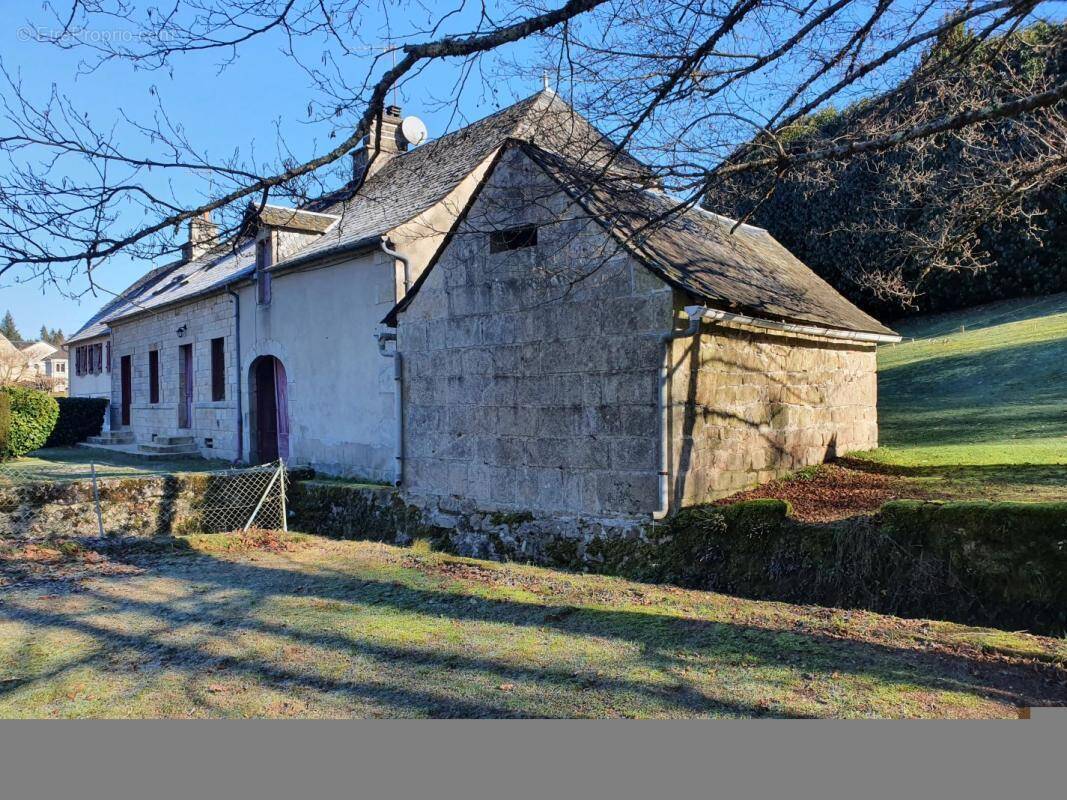 Maison à ESPAGNAC