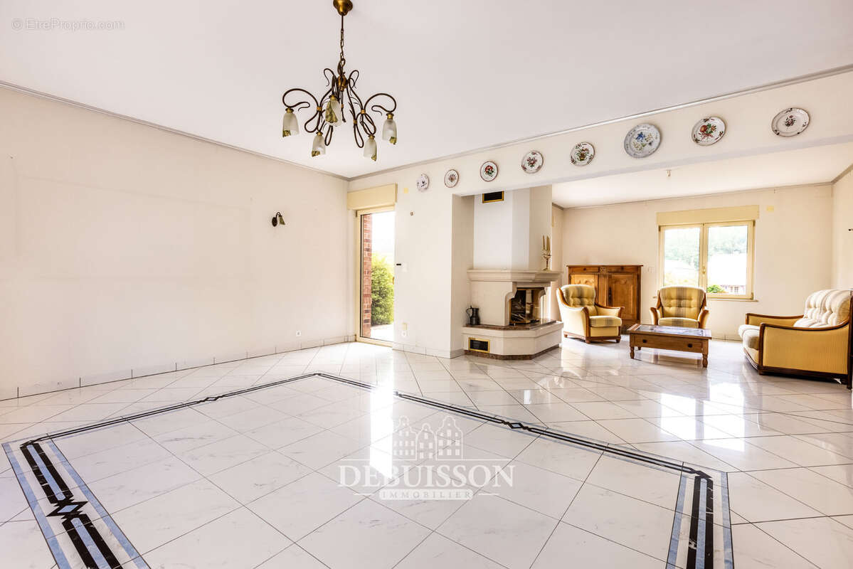 Maison à ANZIN-SAINT-AUBIN