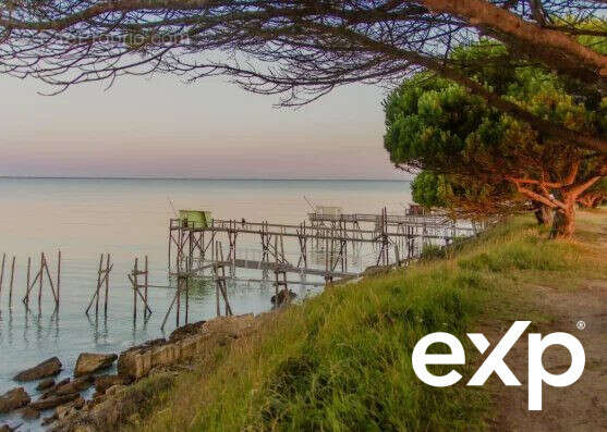 Maison à PORT-DES-BARQUES