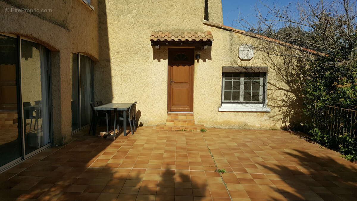 Maison à VILLENEUVE-LES-AVIGNON