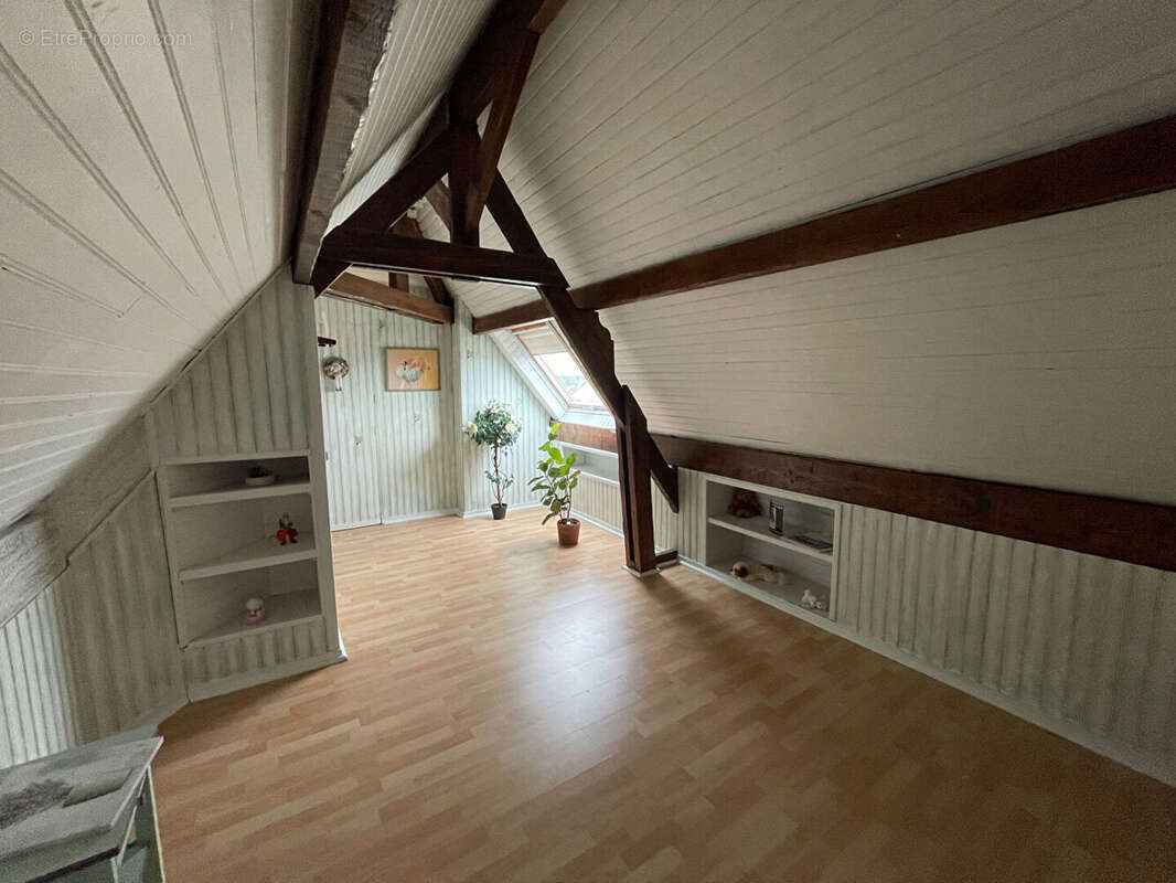 Maison Montfermeil 8 pièce(s) 300 m2 - photo 10