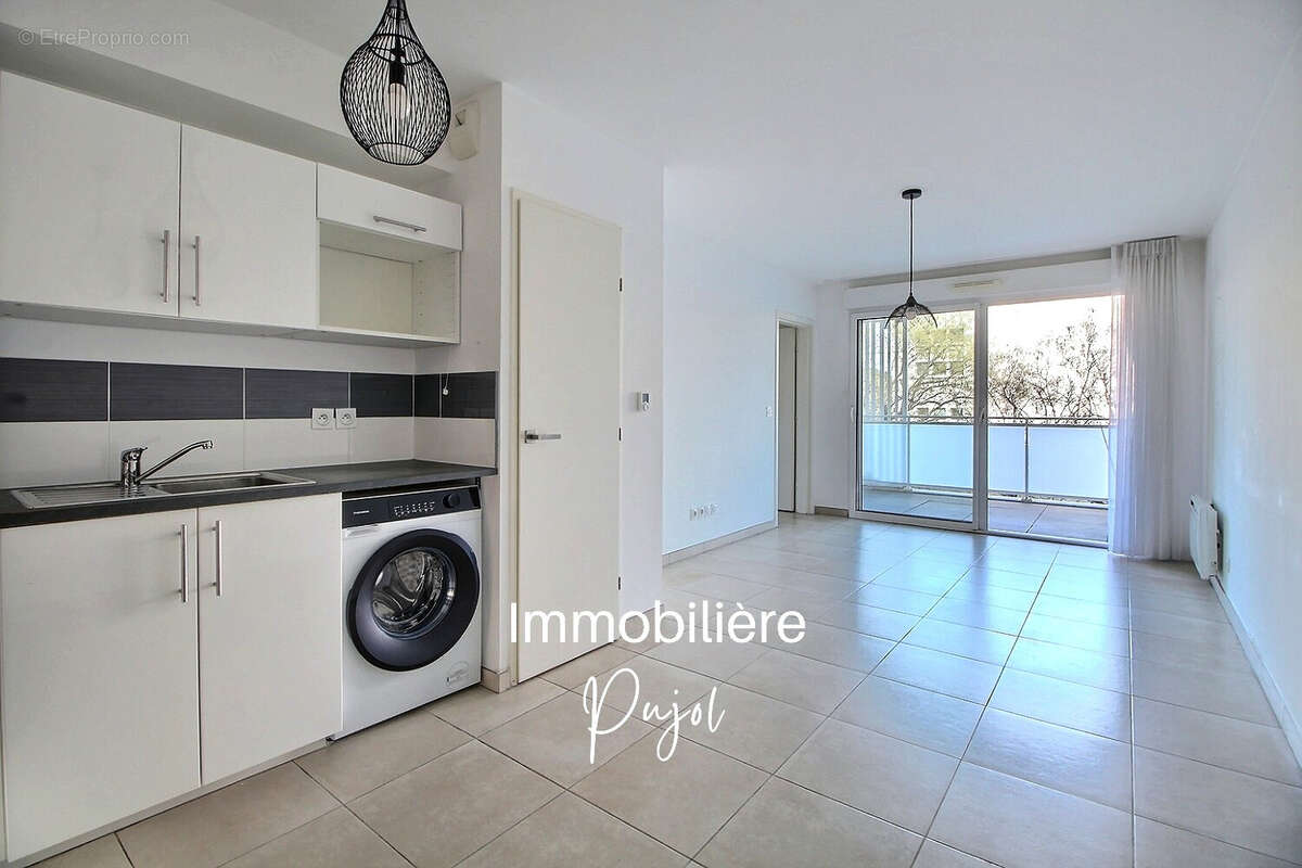 Appartement à MARSEILLE-8E