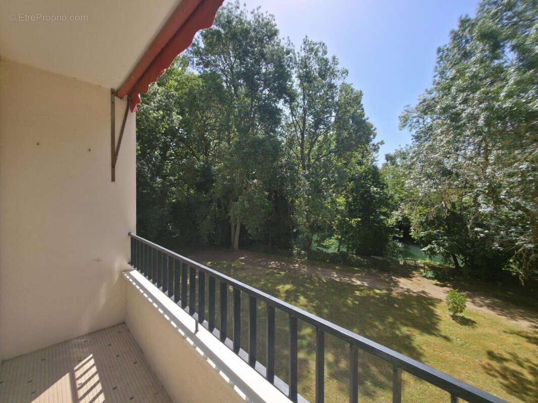 Appartement 94 m² à Poitiers  - photo 3