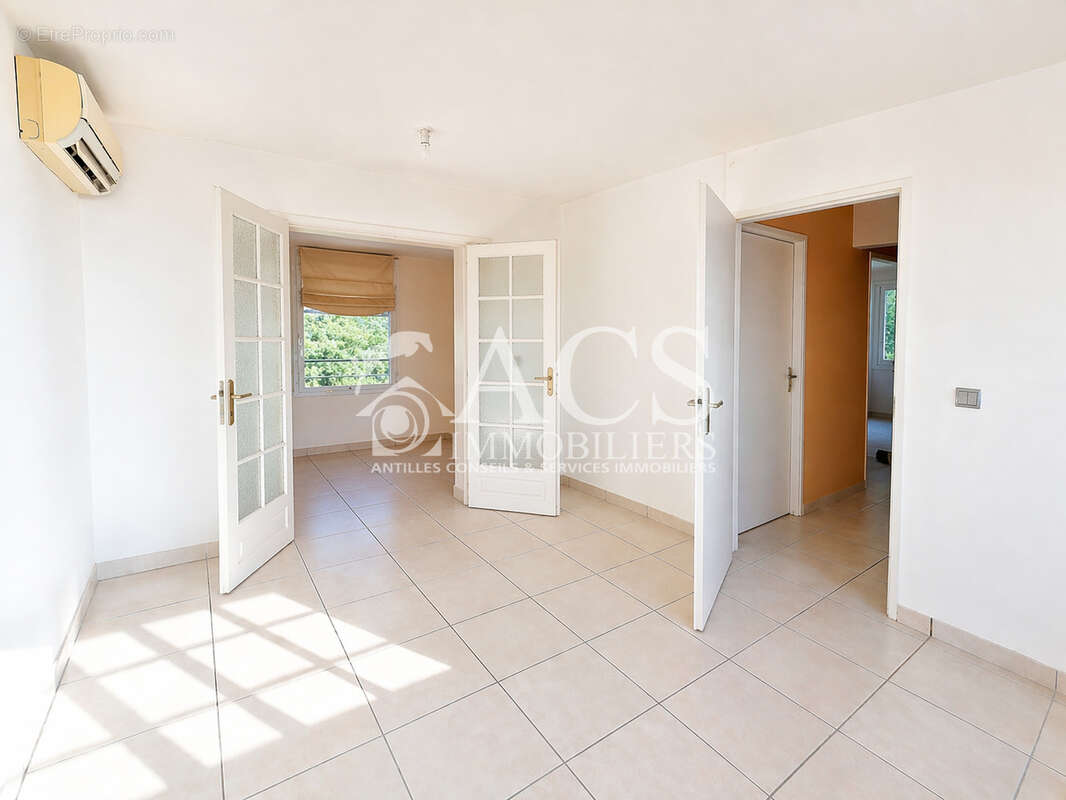 Appartement à SCHOELCHER