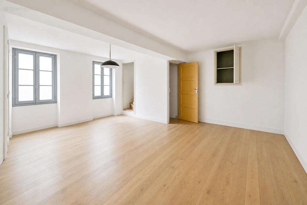 Maison 4 pièces de caractère à Prades - photo 3
