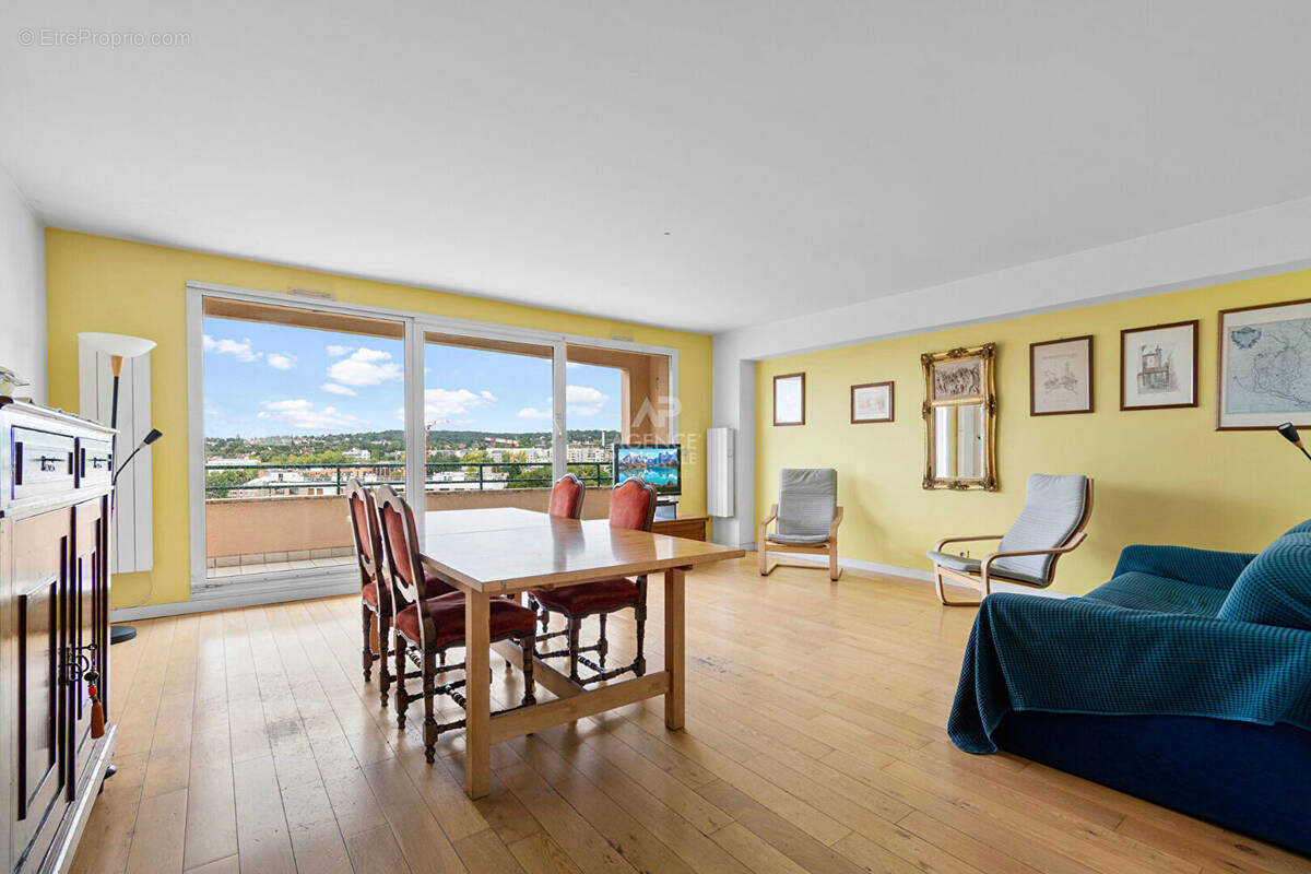 Appartement à SAINT-GERMAIN-EN-LAYE