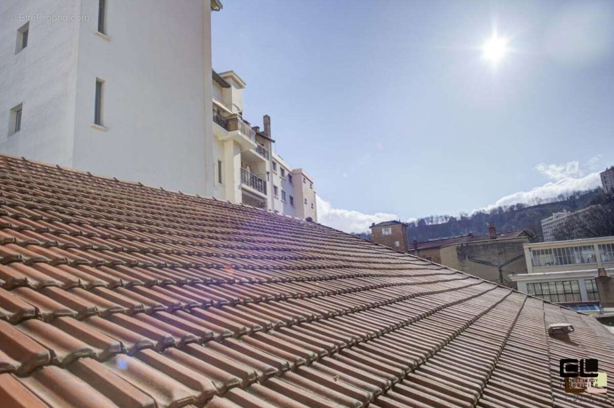 Appartement à LYON-9E