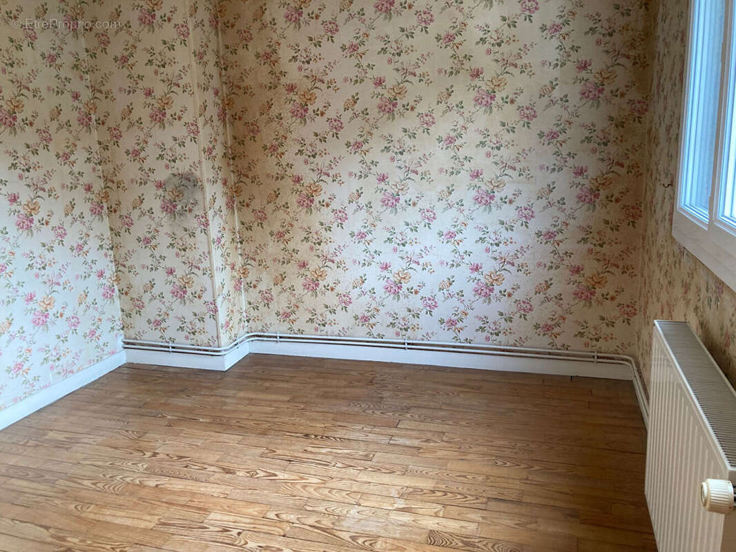 Appartement à CONDE-SUR-NOIREAU