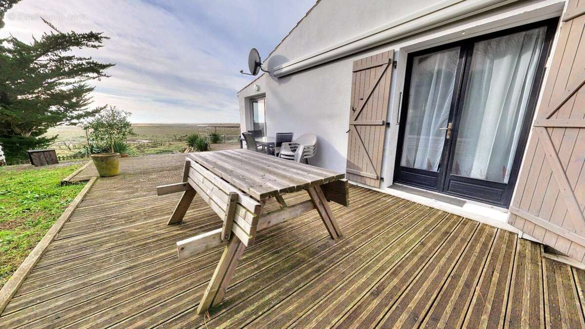 Maison 99 m² à La Tranche-Sur-Mer  - photo 20