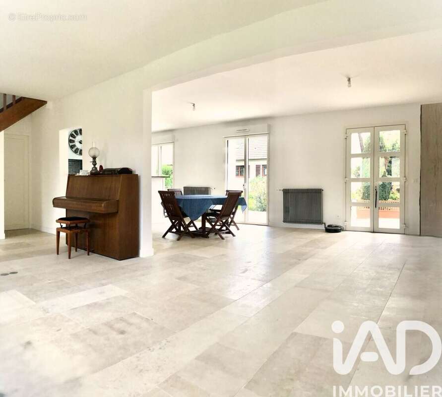 Photo 3 - Maison à BOULLAY-LES-TROUX