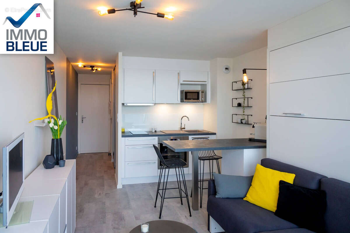 Appartement à SAUSSET-LES-PINS