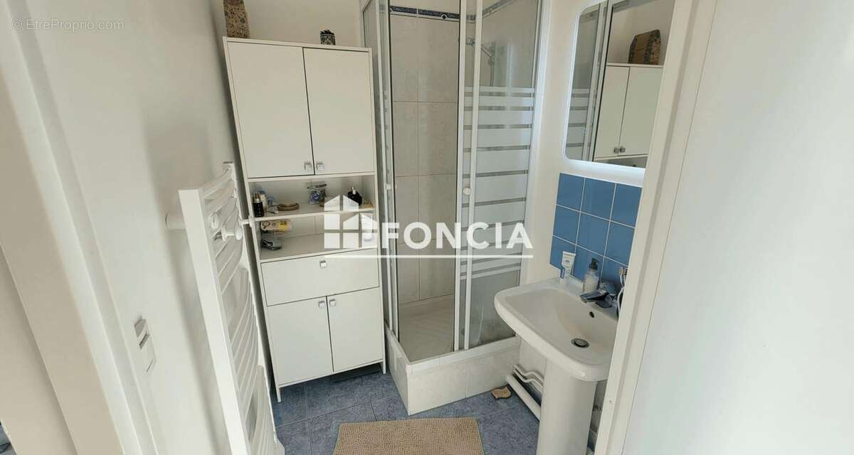 Appartement à SARTROUVILLE