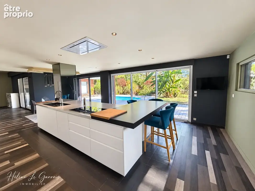 Très belle opportunité   Maison familiale contemporaine et studio indépendant sur le golf de Saint Sulpice - photo 5