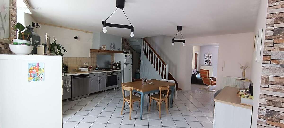 Maison à vendre 5 pièces ISSOIRE (63) - photo 6