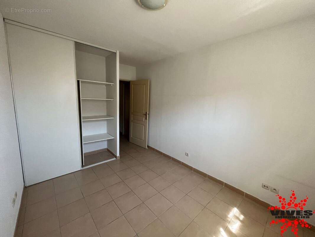 Appartement à VILLENEUVE-LES-BEZIERS