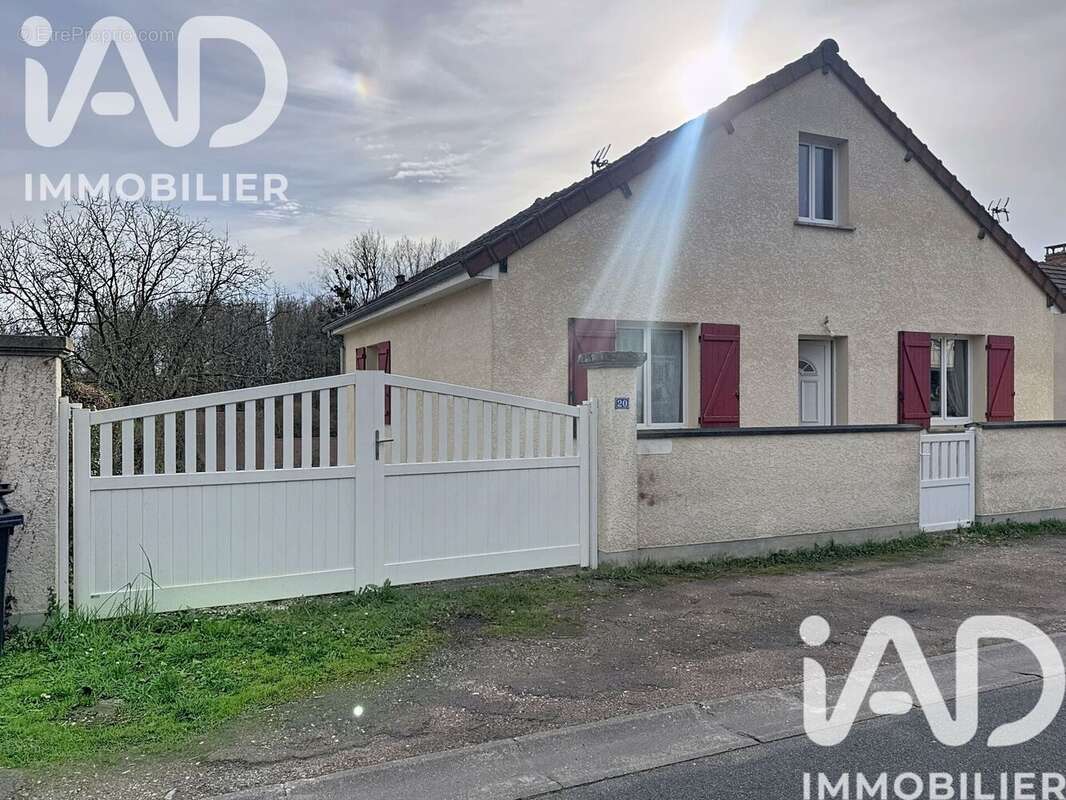 Photo 2 - Maison à SAINT-GERMAIN-DES-PRES