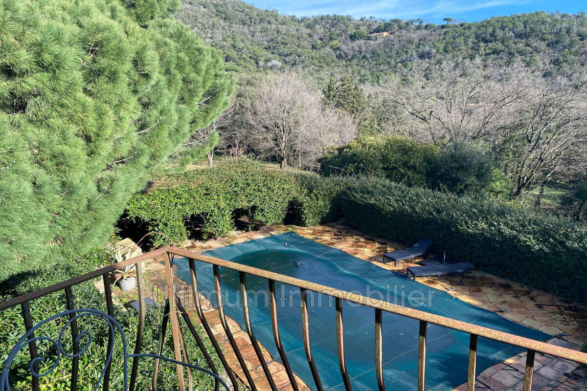 Maison à LA GARDE-FREINET