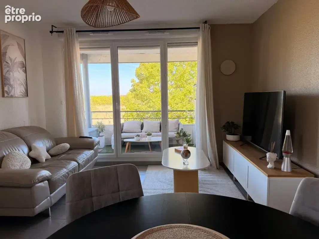 Appartement T3 - Parking - Balcon couvert - photo 4