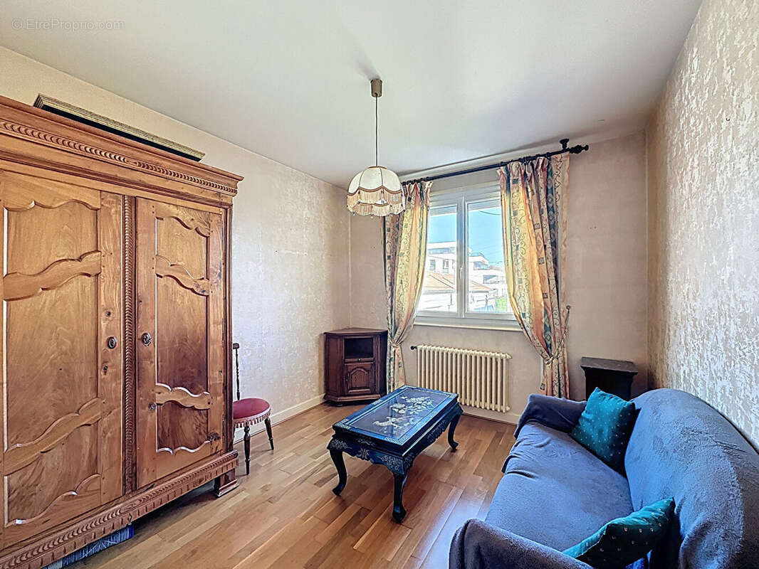 Maison à CLERMONT-FERRAND